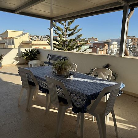 Perriera House Apartment ชากกา ภายนอก รูปภาพ